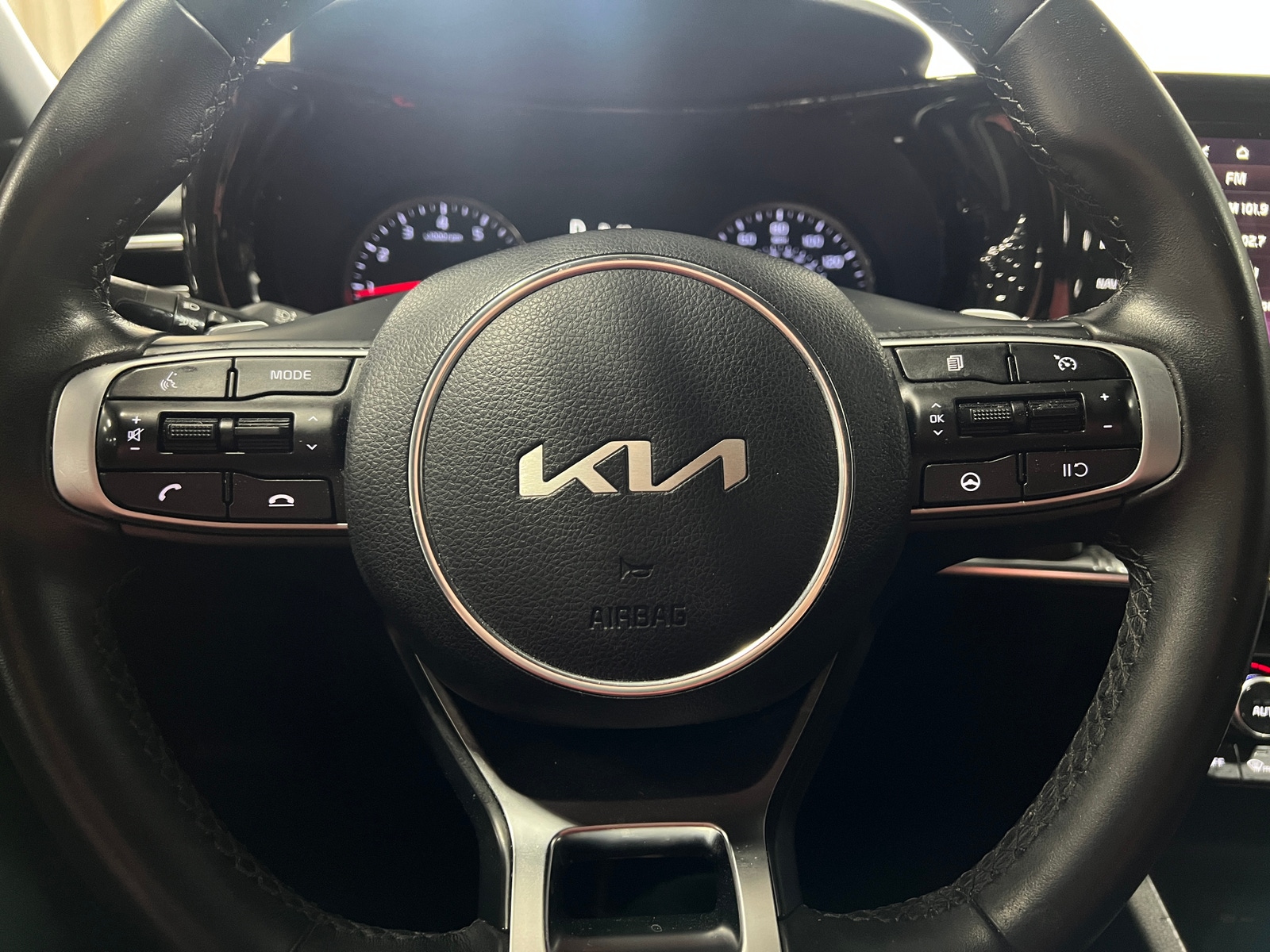 Thumbnail: 2023 Kia K5 - 4