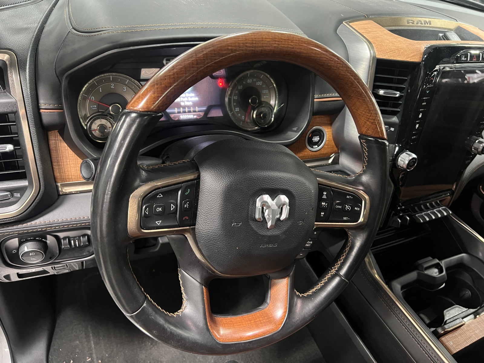 Thumbnail: 2022 RAM 1500 - 4