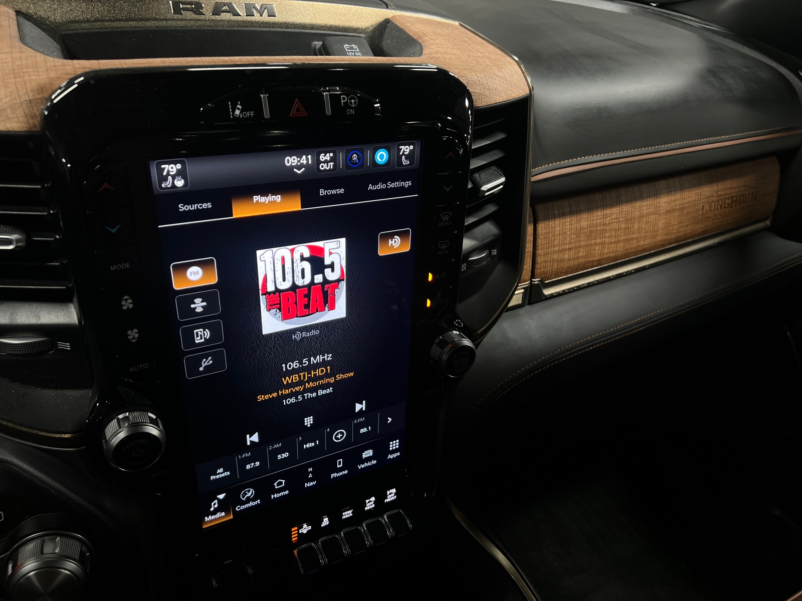 Thumbnail: 2022 RAM 1500 - 3