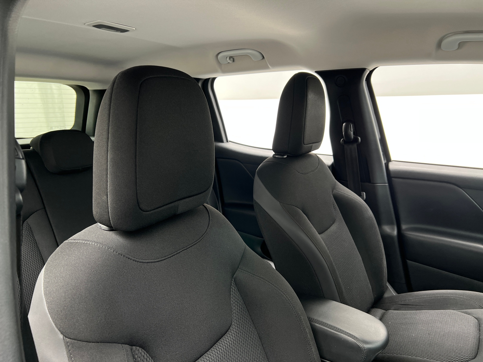 Thumbnail: 2019 Jeep Renegade - 2