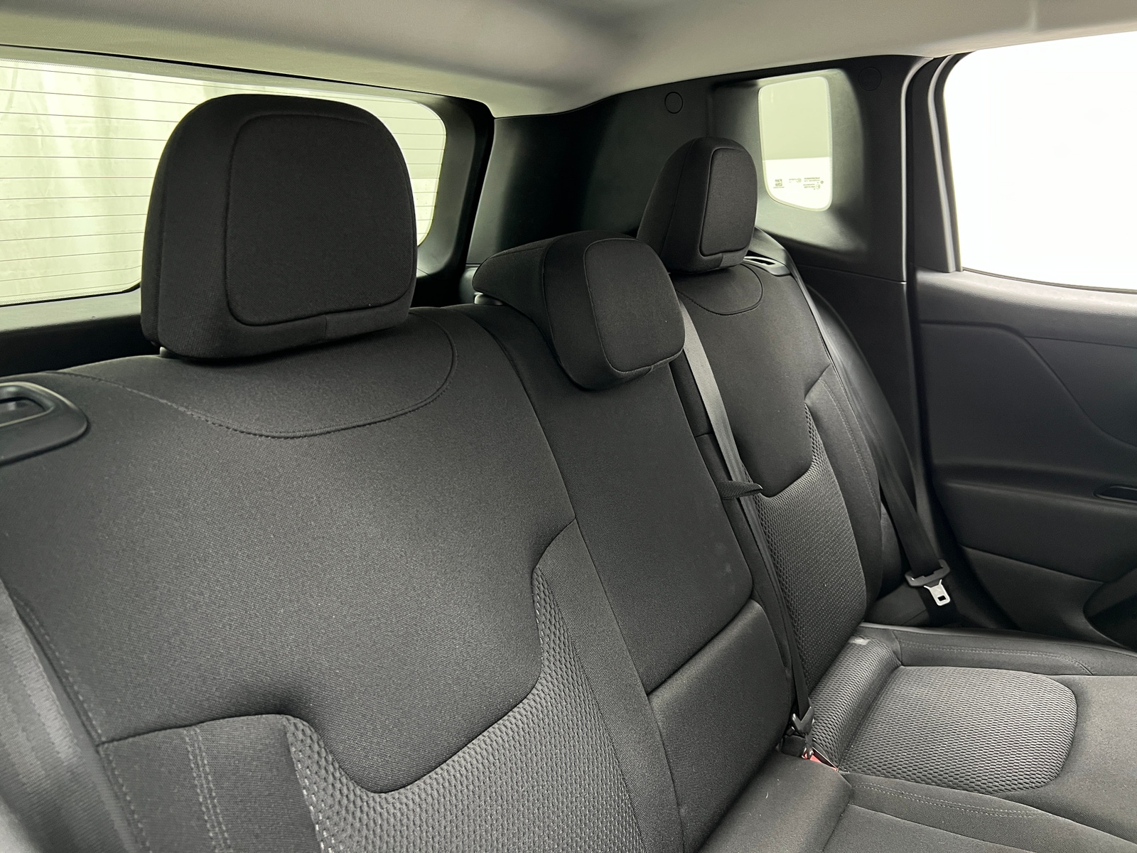Thumbnail: 2019 Jeep Renegade - 6