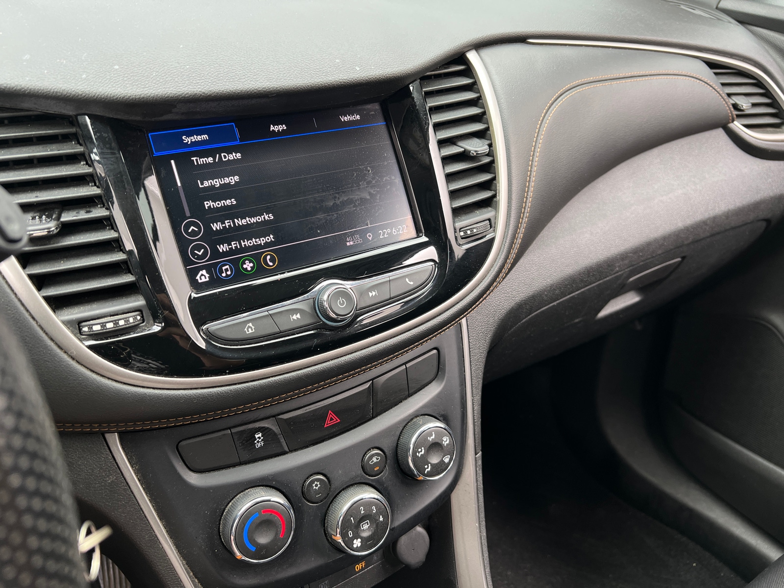 Thumbnail: 2020 Chevrolet Trax - 4