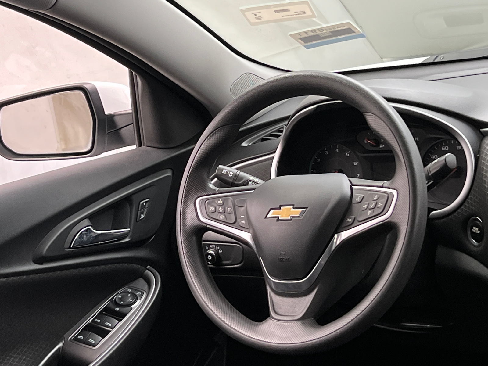 Thumbnail: 2023 Chevrolet Malibu - 5