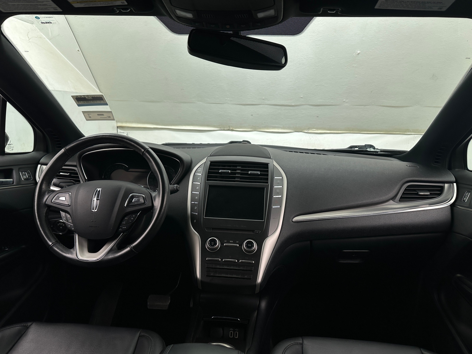 Thumbnail: 2017 Lincoln MKC - 2