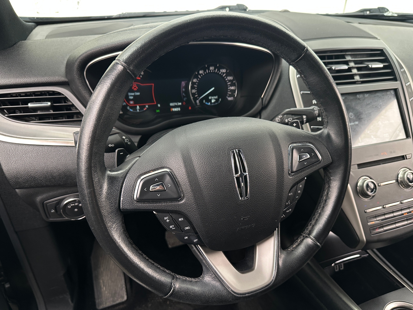 Thumbnail: 2017 Lincoln MKC - 4