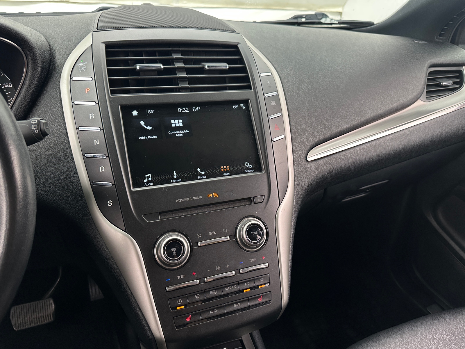 Thumbnail: 2017 Lincoln MKC - 3