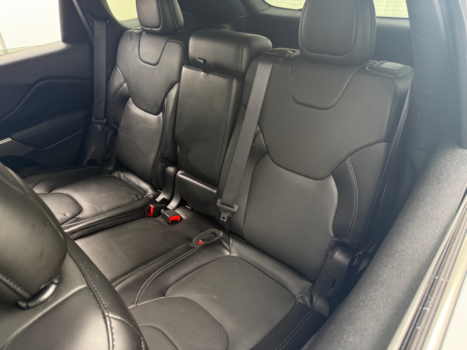 Thumbnail: 2021 Jeep Cherokee - 5