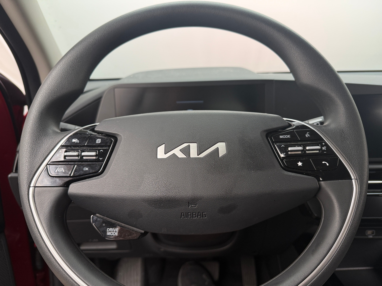 Thumbnail: 2024 Kia Niro - 5