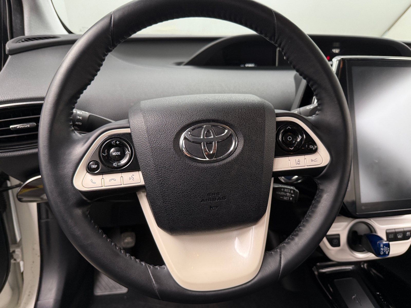 Thumbnail: 2019 Toyota Prius Prime - 4