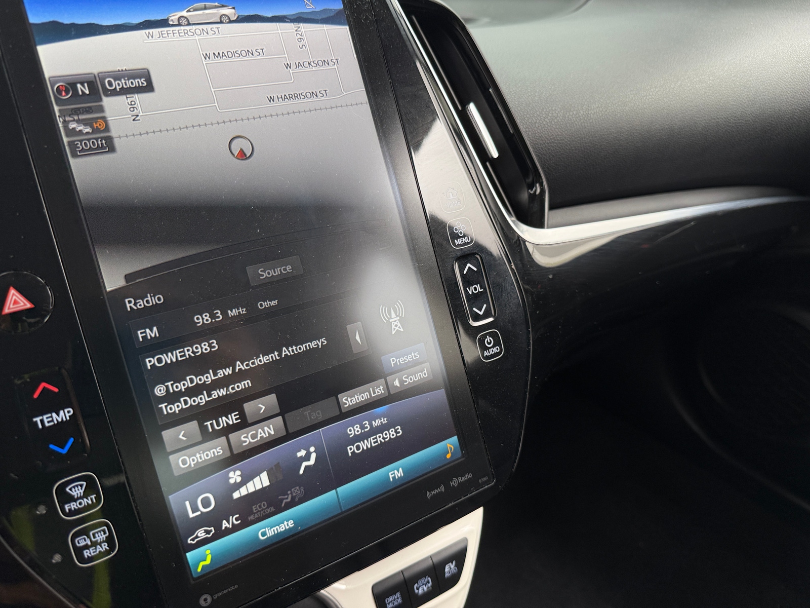 Thumbnail: 2019 Toyota Prius Prime - 3