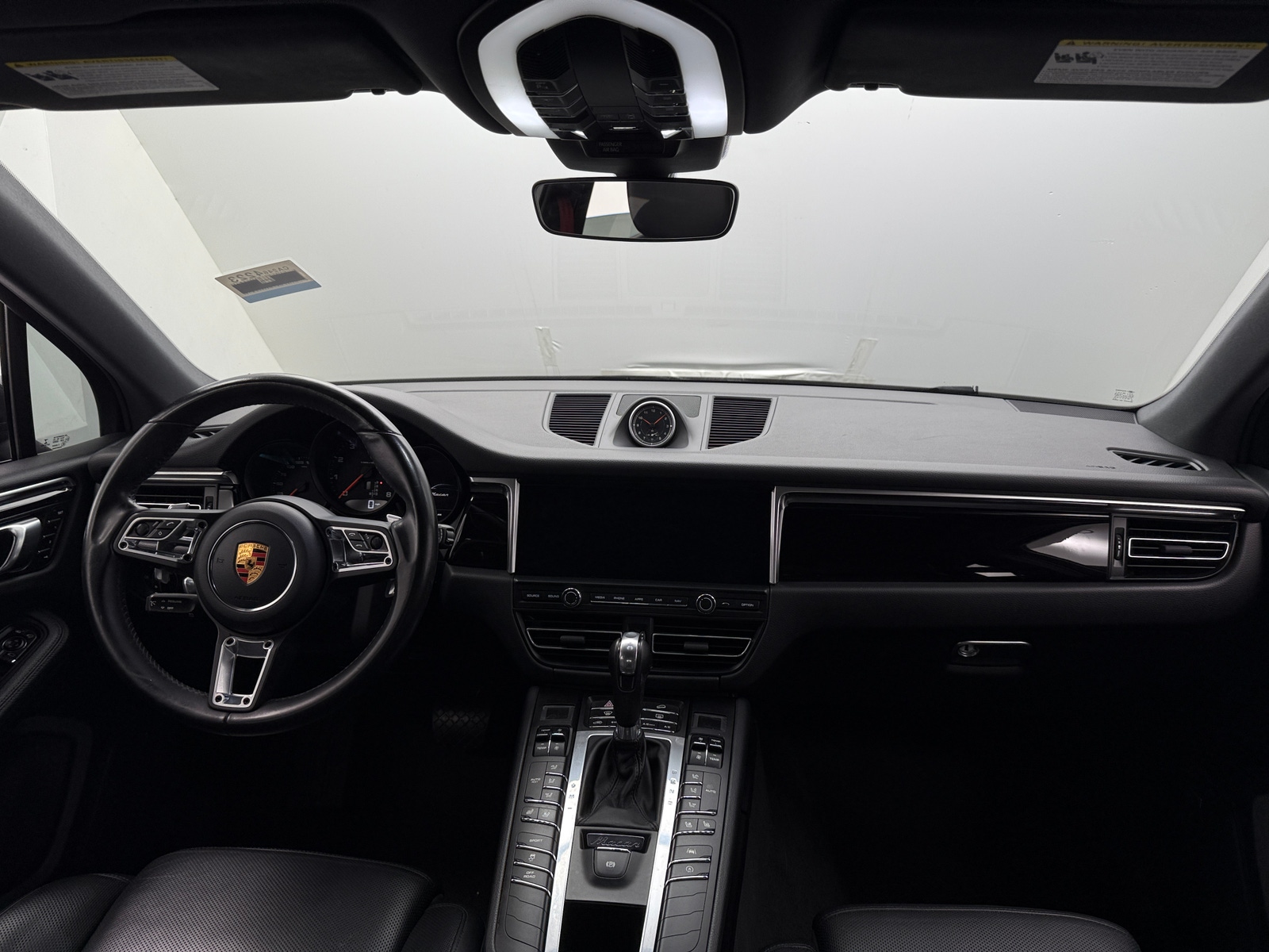 Thumbnail: 2019 Porsche Macan - 2