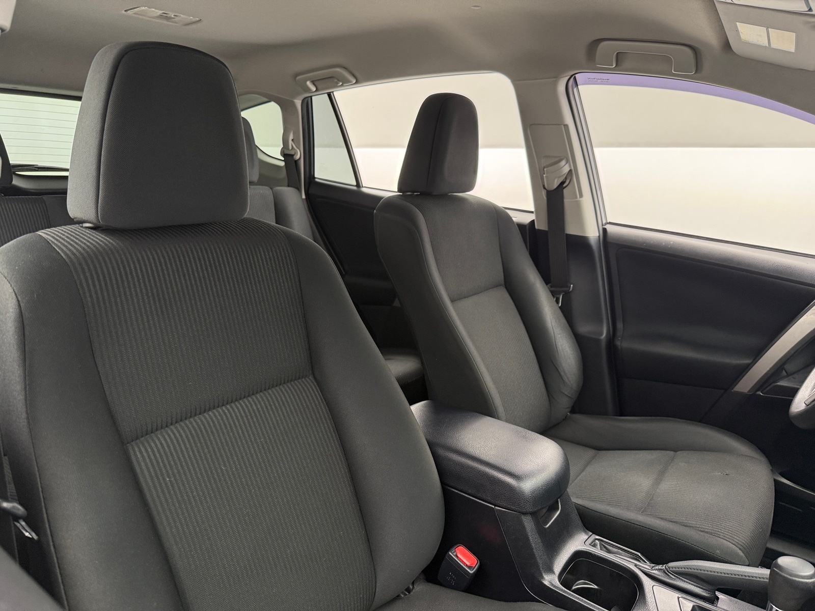 Thumbnail: 2018 Toyota RAV4 - 2