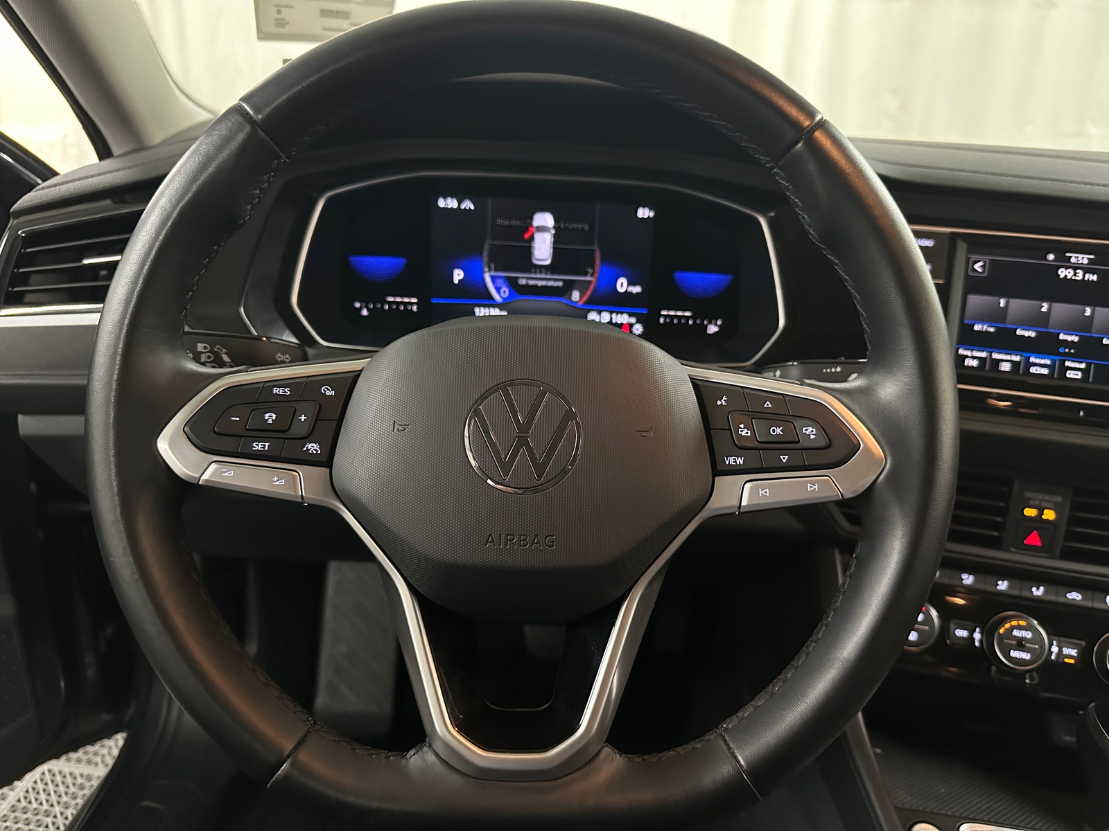 Thumbnail: 2022 Volkswagen Jetta - 4