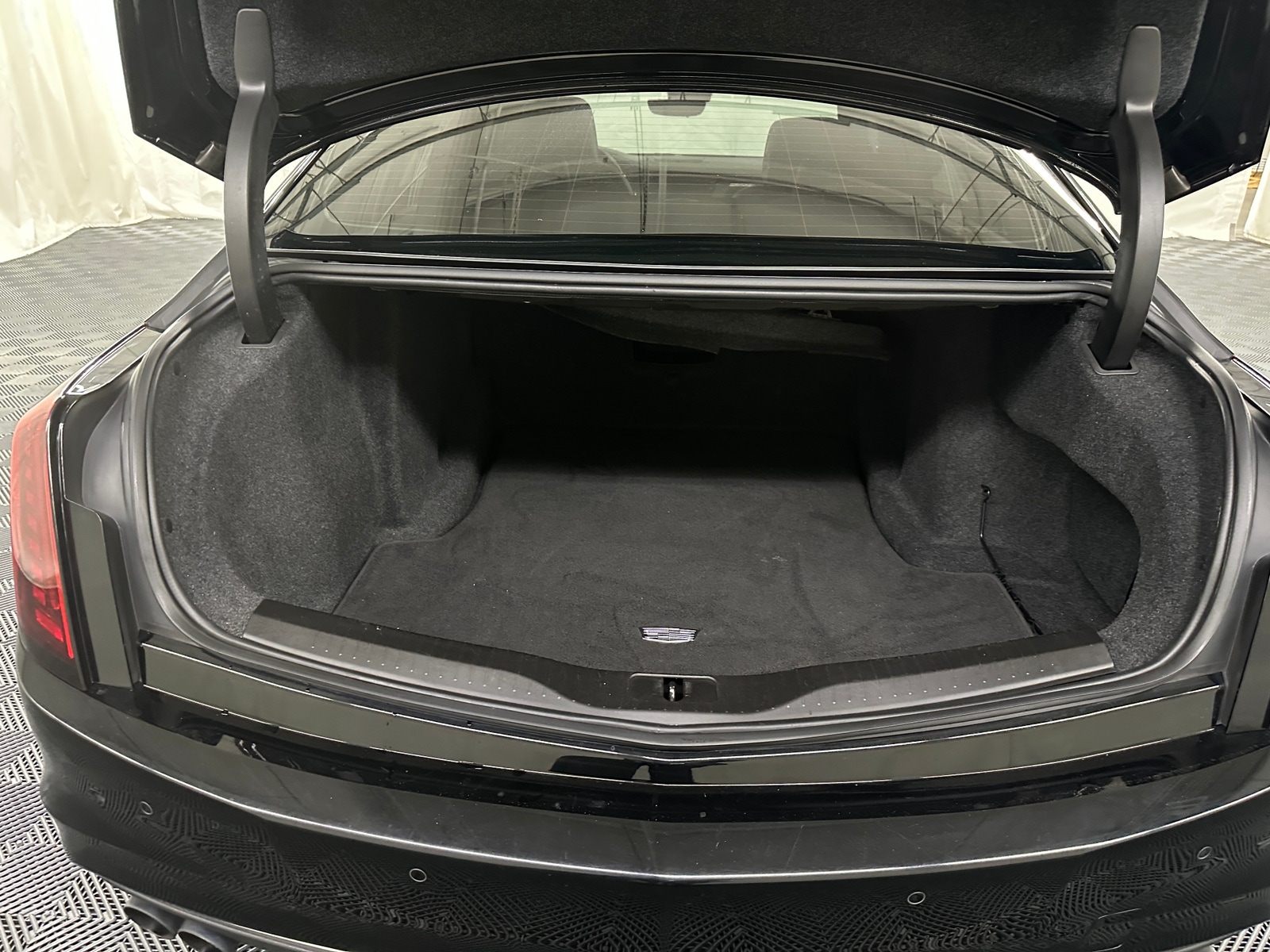 Thumbnail: 2020 Cadillac CT6 - 6