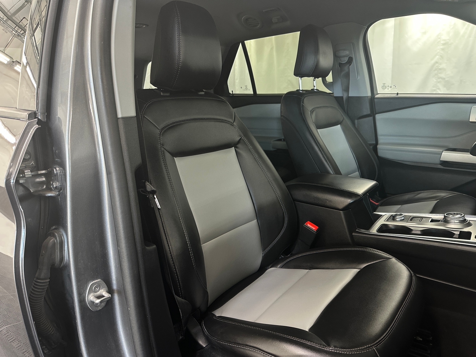 Thumbnail: 2023 Ford Explorer - 2