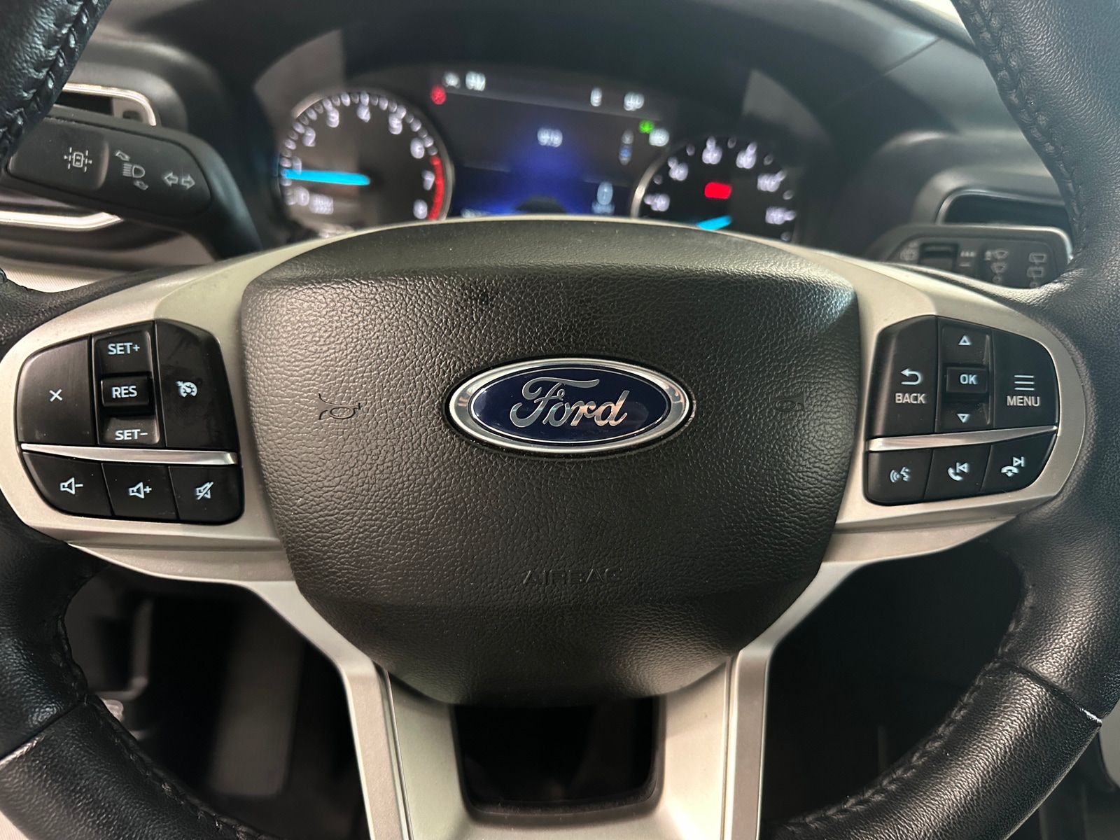 Thumbnail: 2023 Ford Explorer - 5