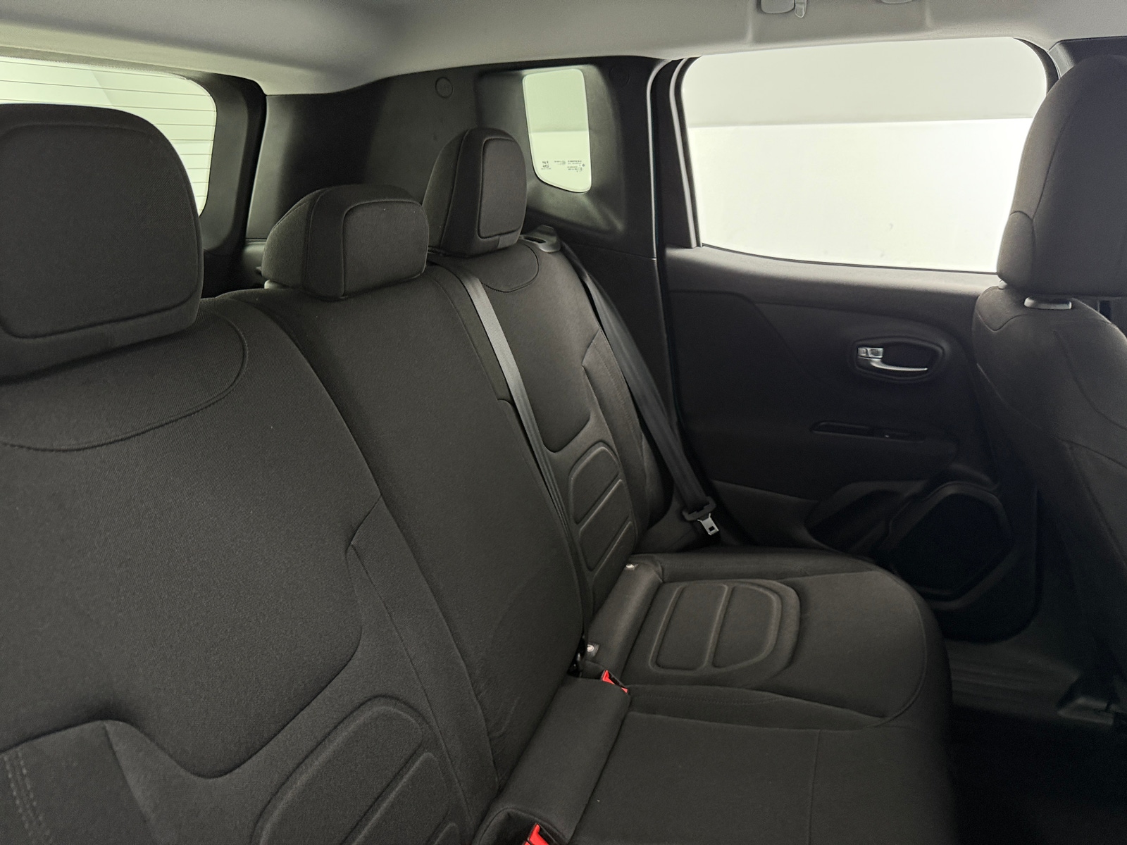 Thumbnail: 2021 Jeep Renegade - 6