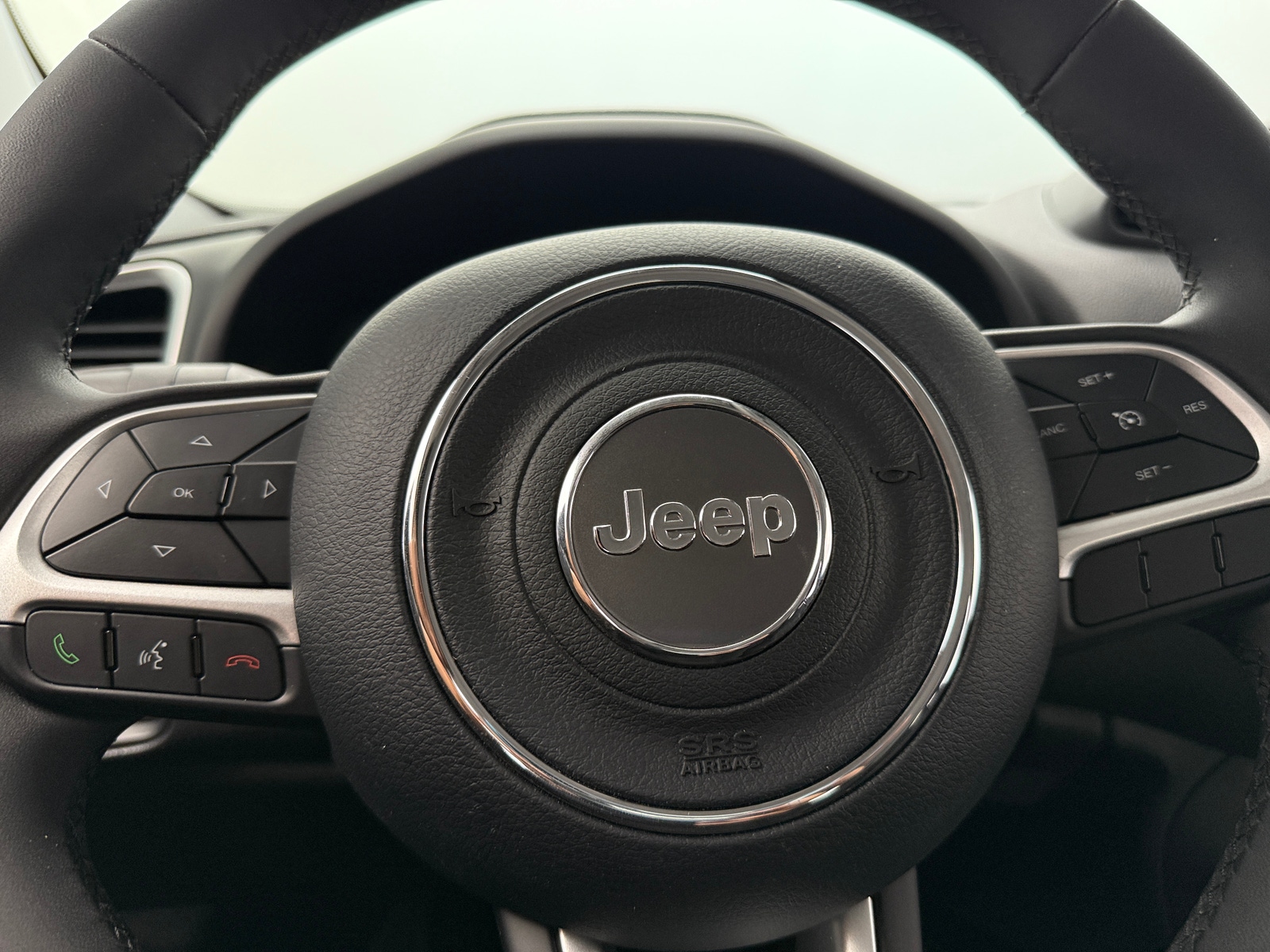 Thumbnail: 2021 Jeep Renegade - 5