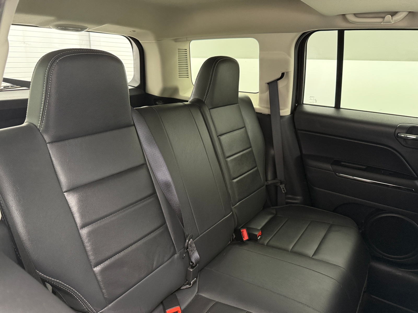 Thumbnail: 2015 Jeep Patriot - 5