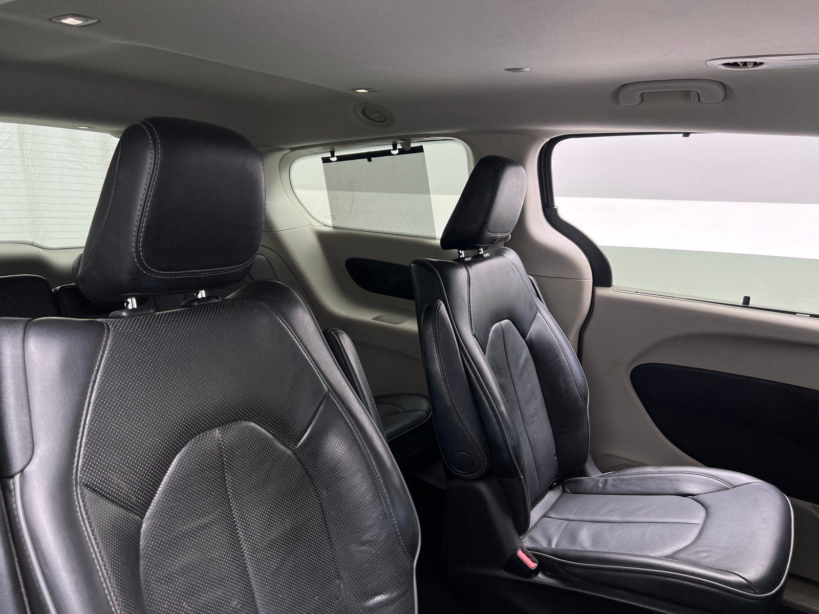 Thumbnail: 2020 Chrysler Pacifica - 5