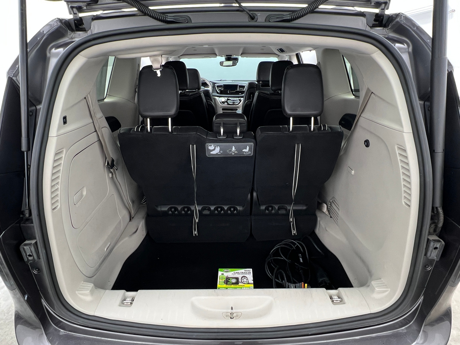 Thumbnail: 2020 Chrysler Pacifica - 6