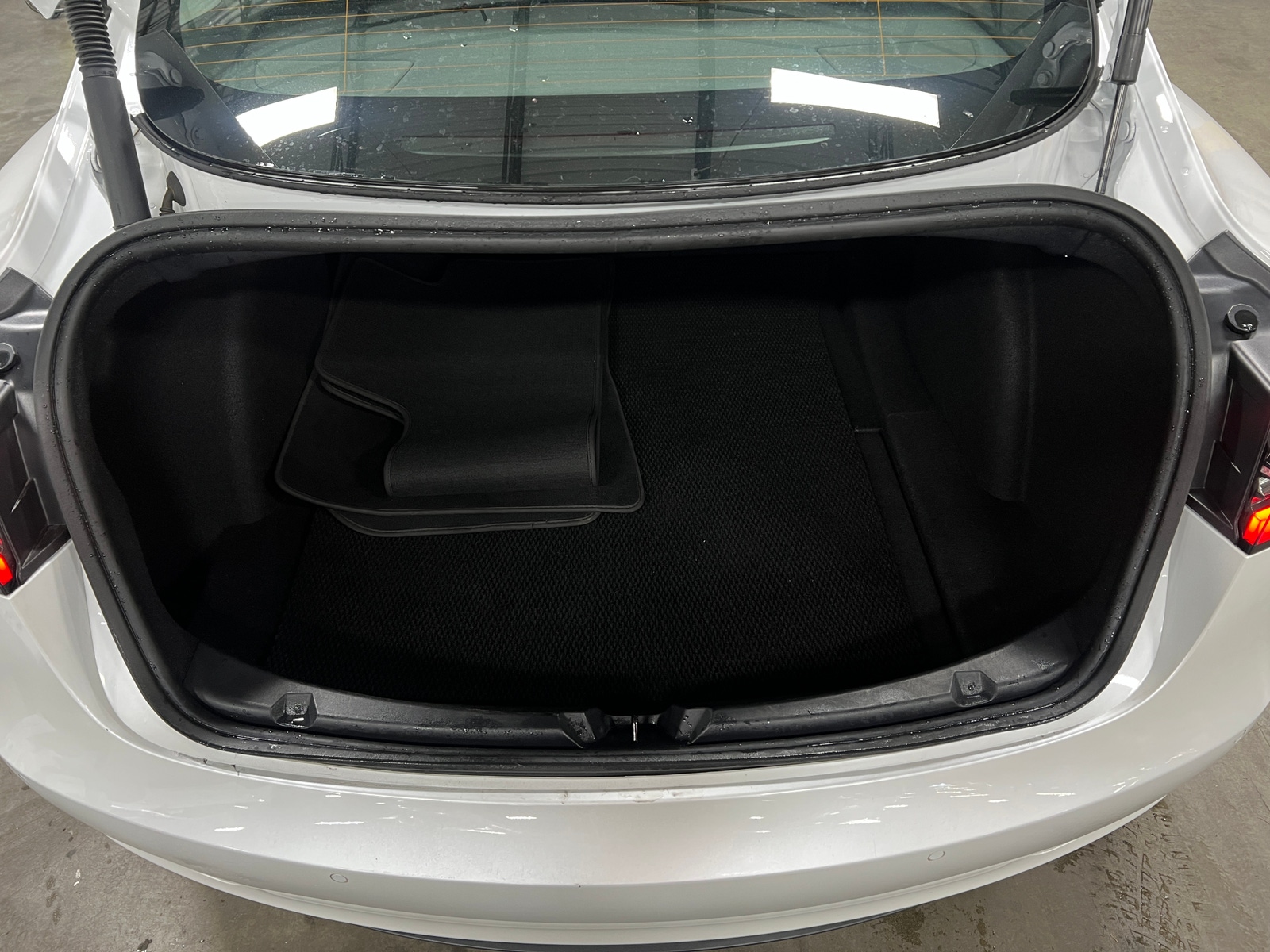 Thumbnail: 2021 Tesla Model 3 - 6