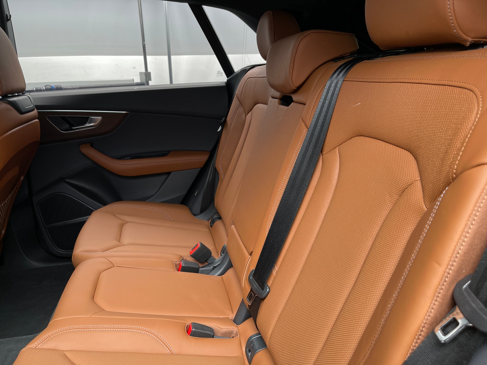 Thumbnail: 2025 Audi Q8 - 5