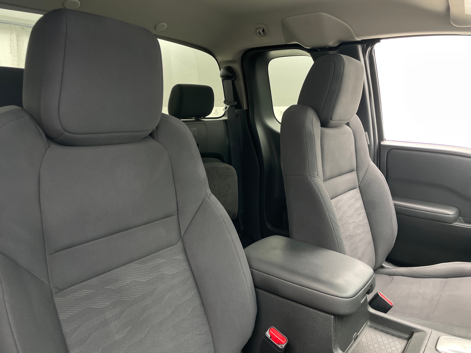Thumbnail: 2024 Nissan Frontier - 2