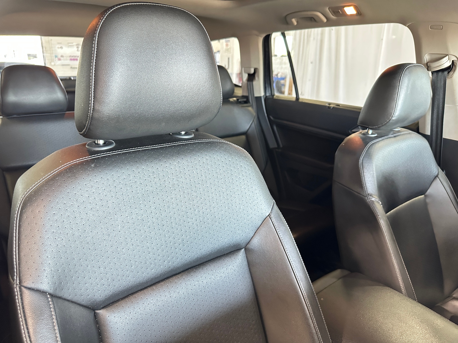 Thumbnail: 2018 Volkswagen Atlas - 2