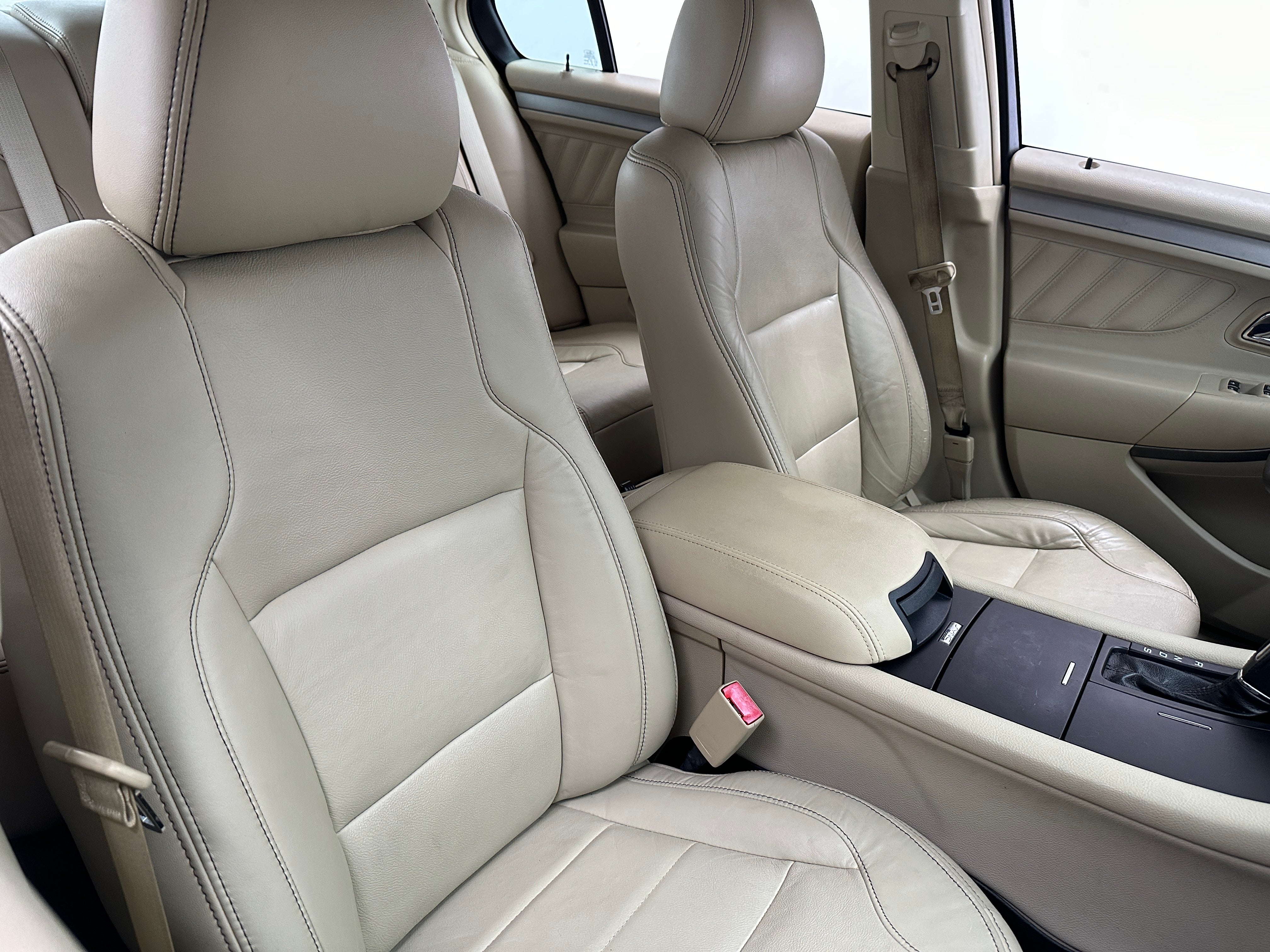 2014 Ford Taurus