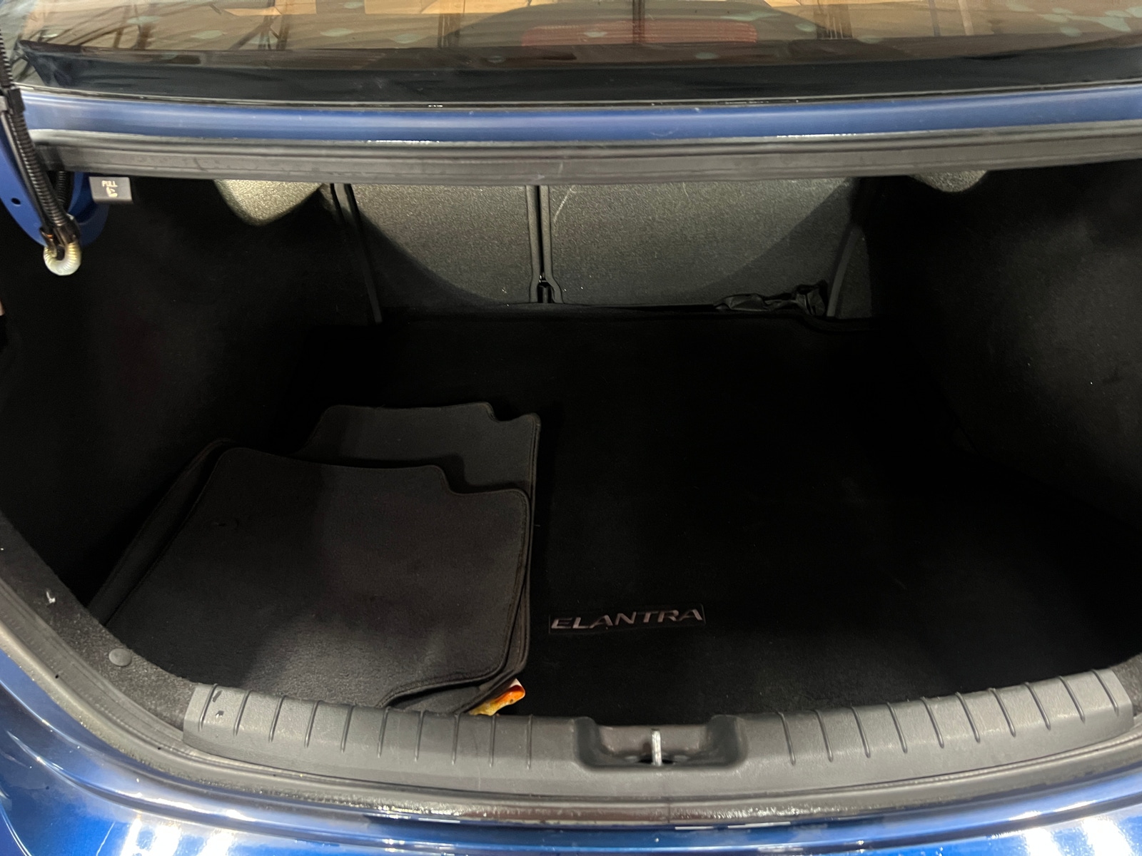 Thumbnail: 2017 Hyundai Elantra - 7