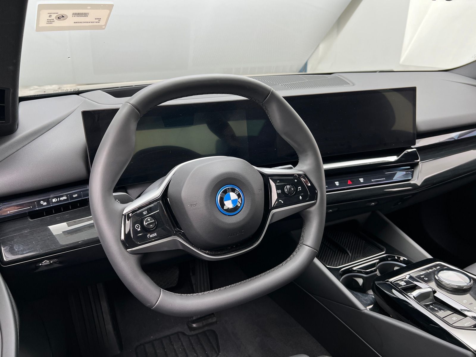 Thumbnail: 2024 BMW i5 - 4