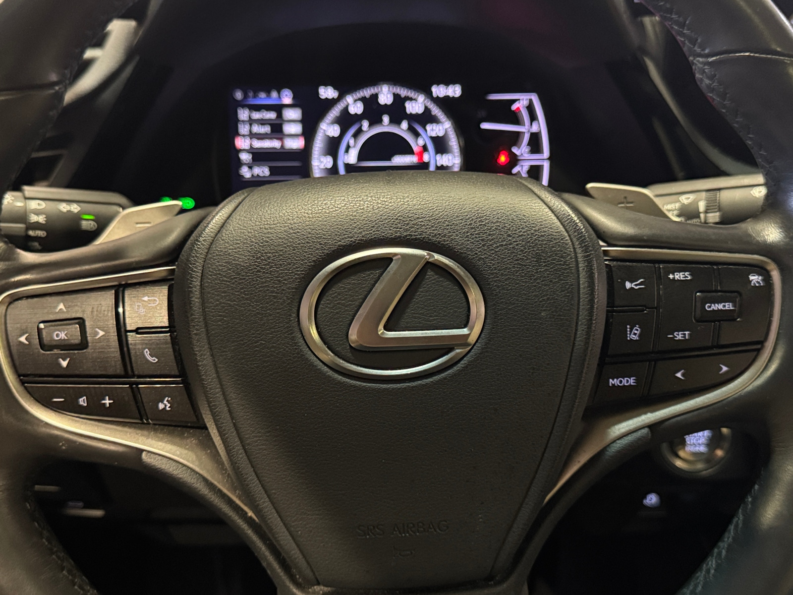 Thumbnail: 2022 Lexus ES - 4
