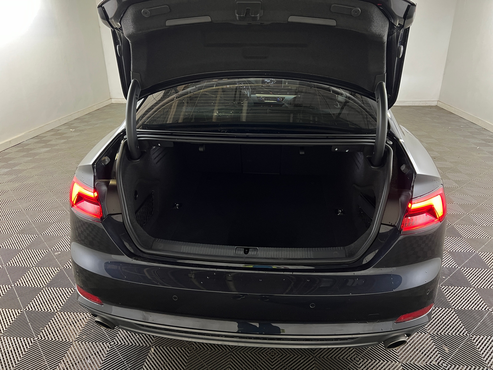 Thumbnail: 2018 Audi A5 - 4