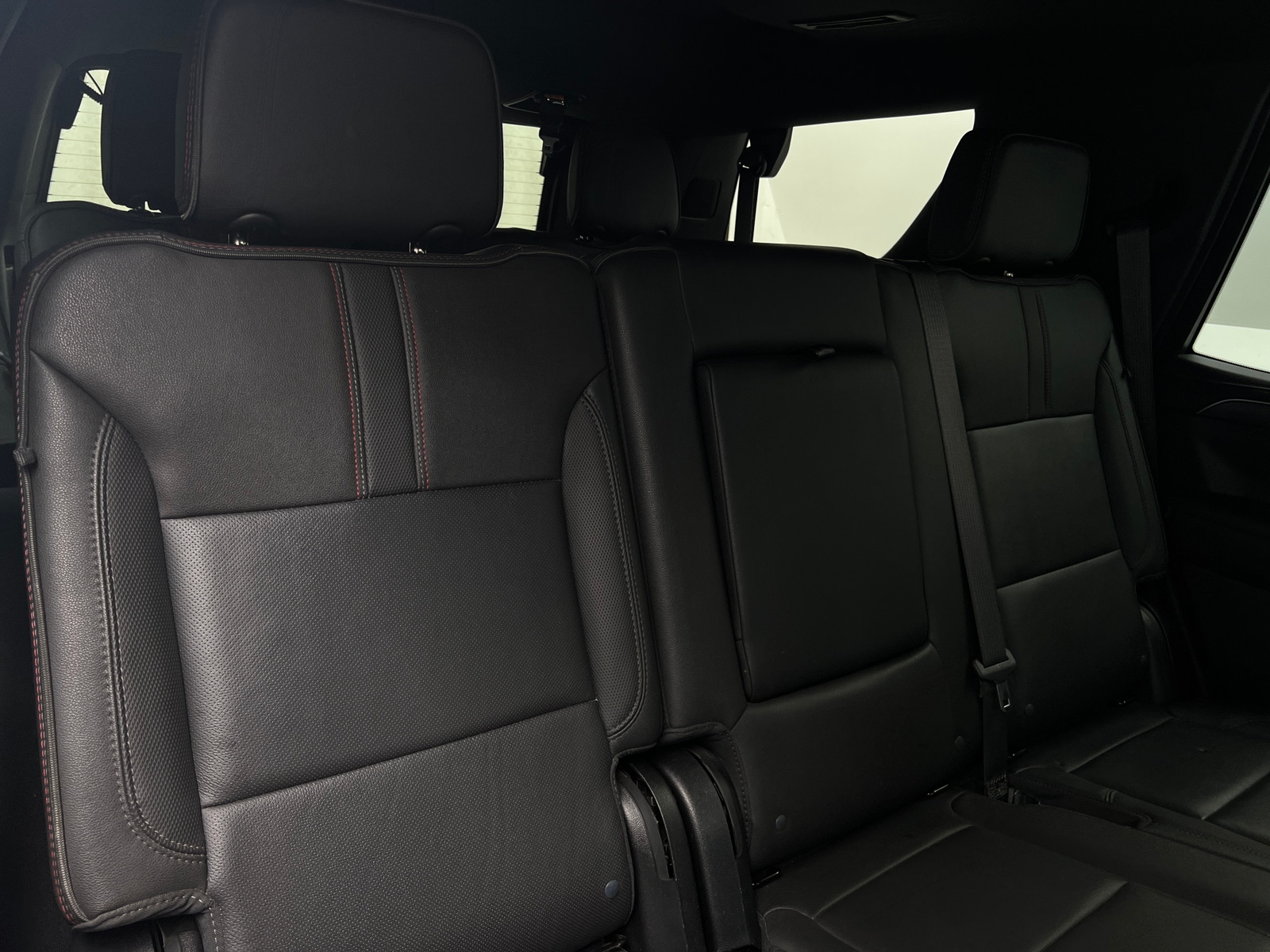 Thumbnail: 2023 Chevrolet Tahoe - 5