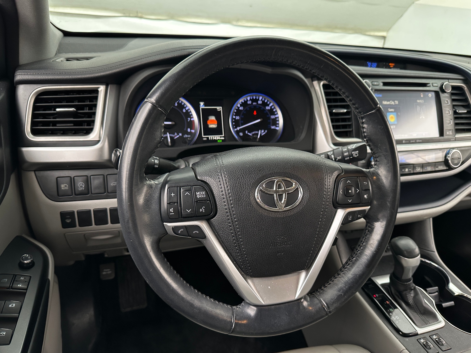 Thumbnail: 2018 Toyota Highlander - 4
