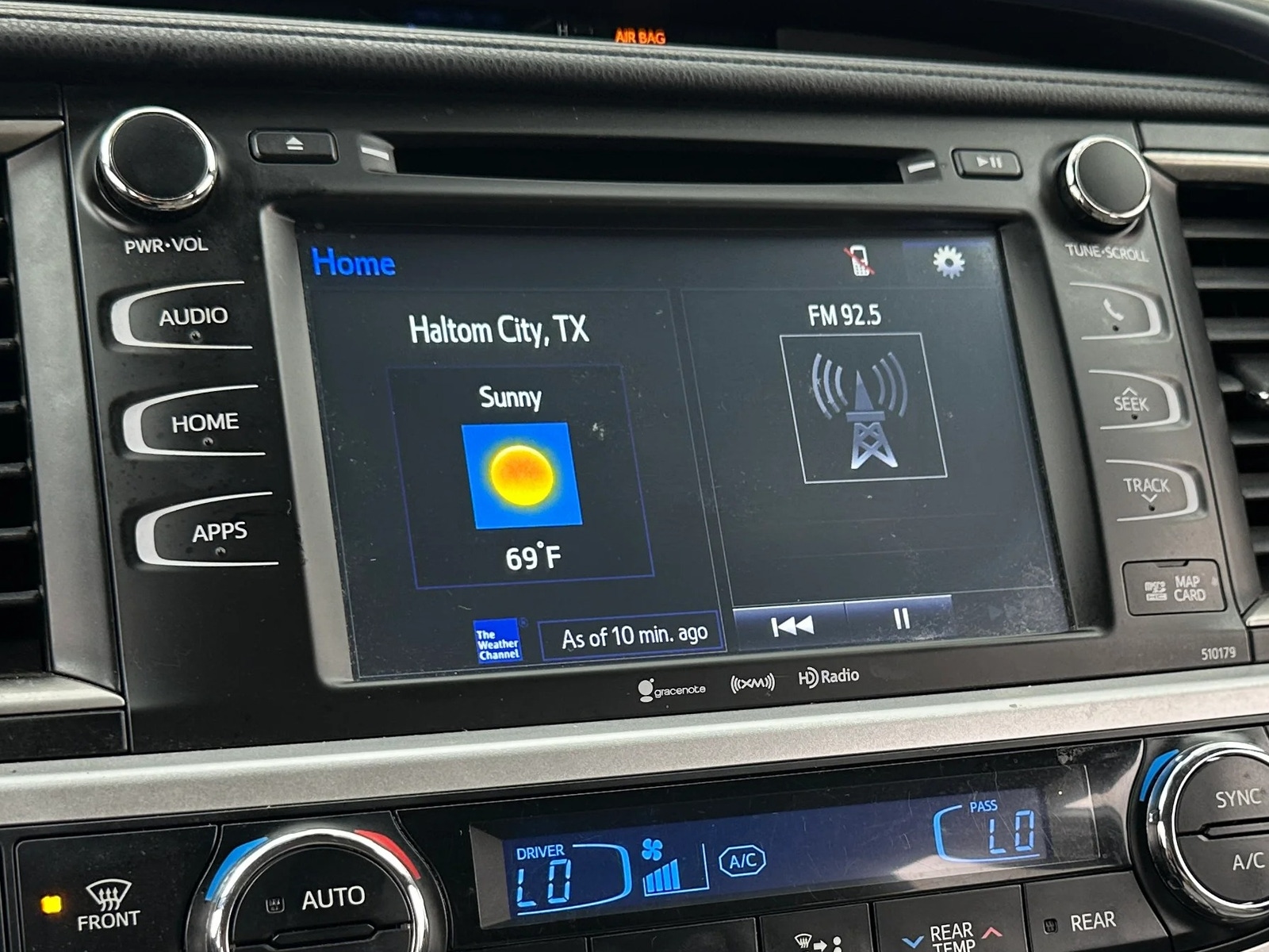 Thumbnail: 2018 Toyota Highlander - 3