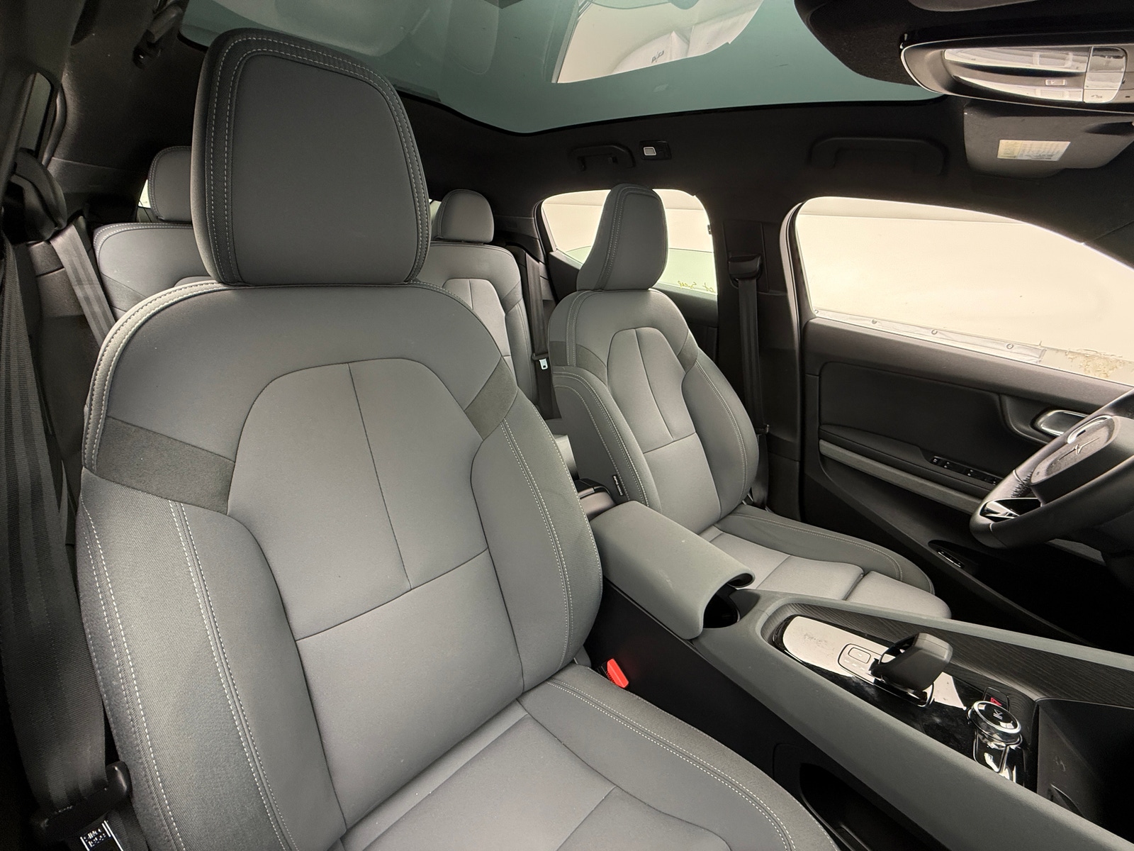 Thumbnail: 2022 Polestar 2 - 2