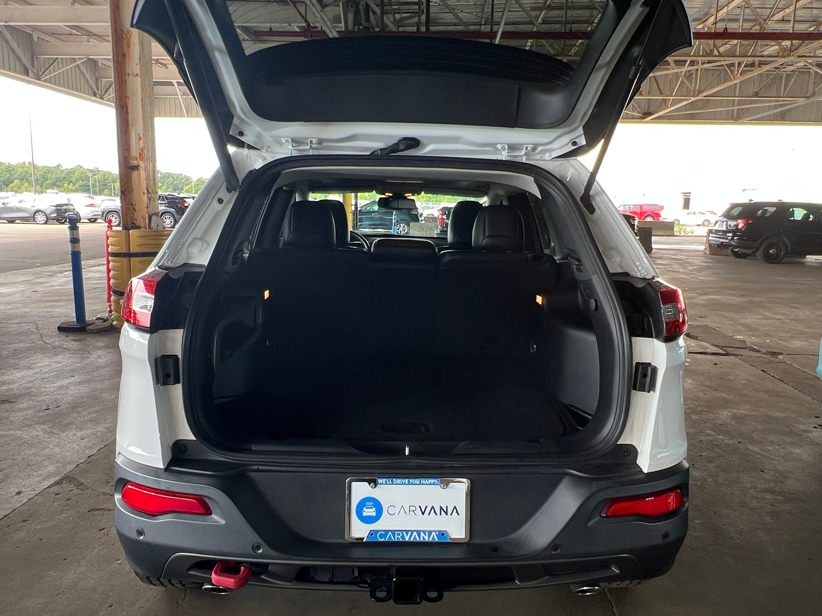 Thumbnail: 2015 Jeep Cherokee - 6