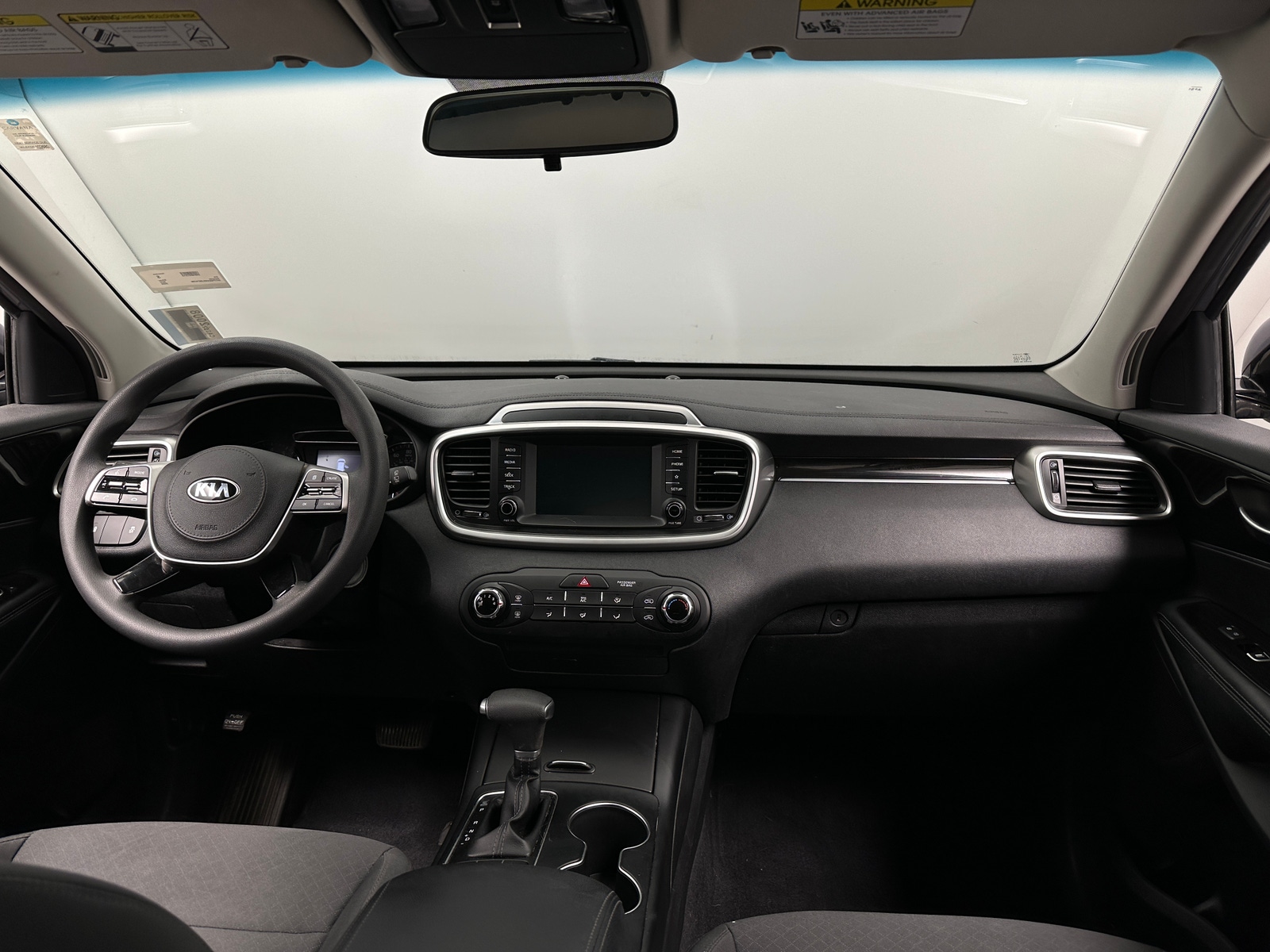 Thumbnail: 2020 Kia Sorento - 3