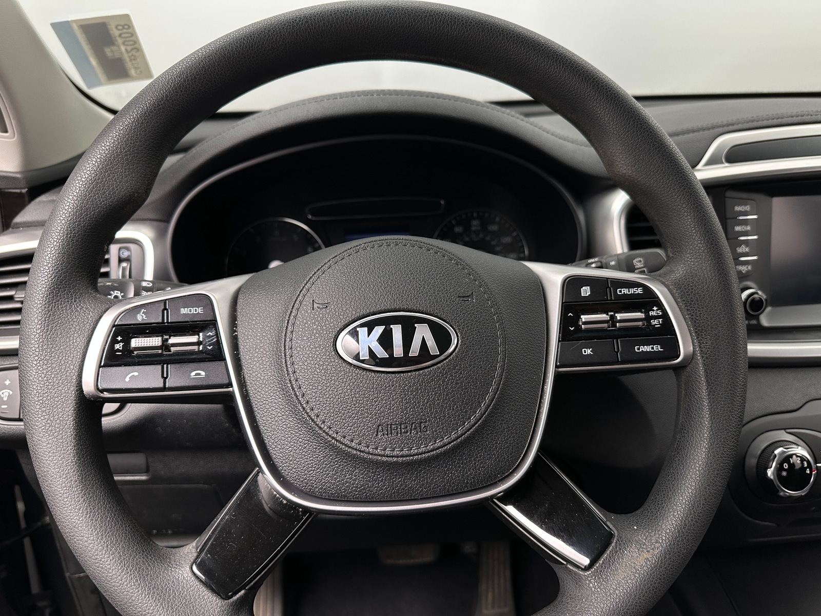 Thumbnail: 2020 Kia Sorento - 5