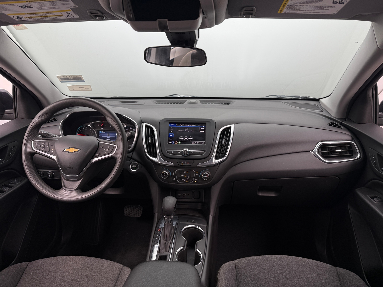 Thumbnail: 2023 Chevrolet Equinox - 3
