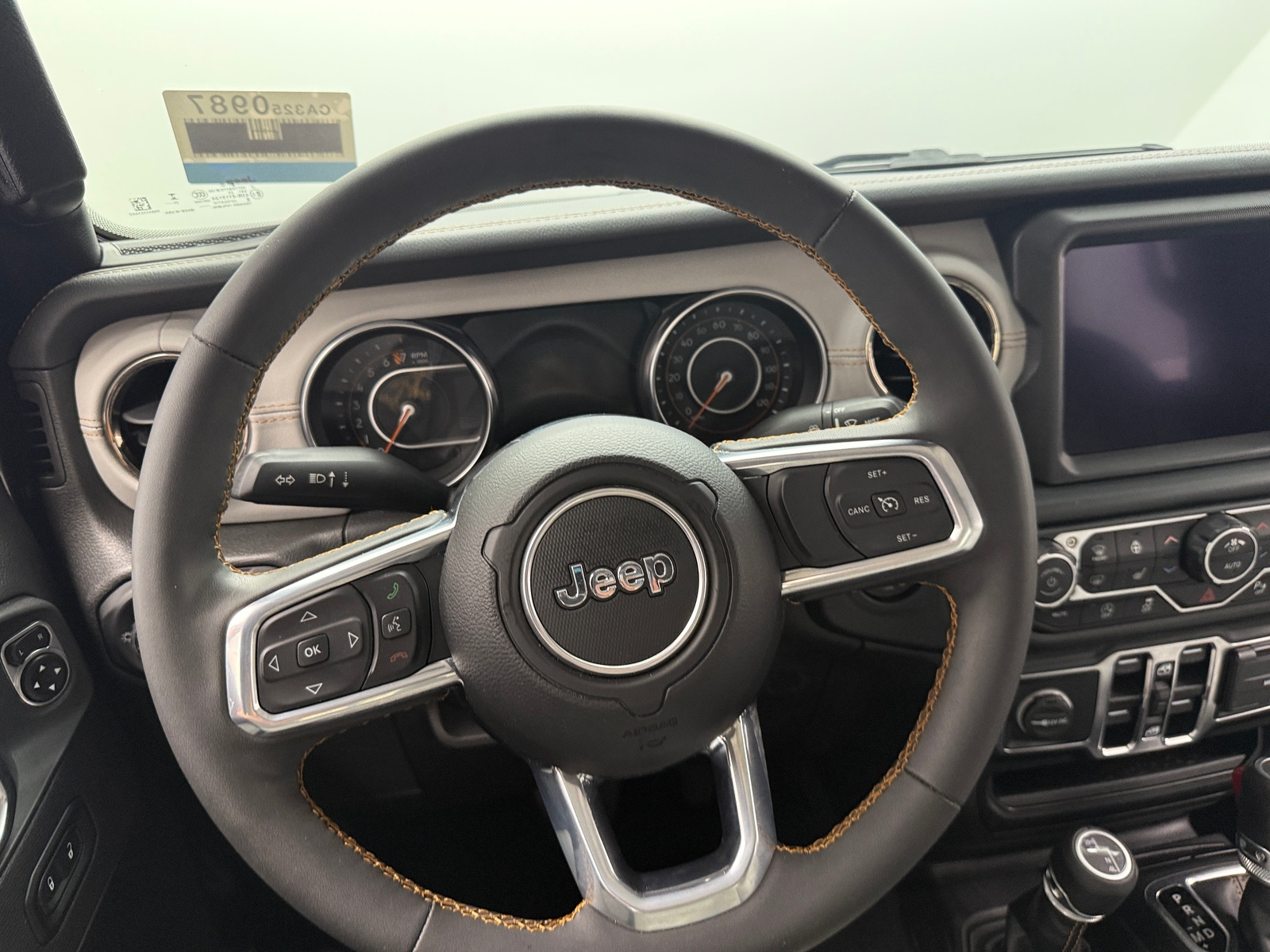 Thumbnail: 2023 Jeep Gladiator - 4