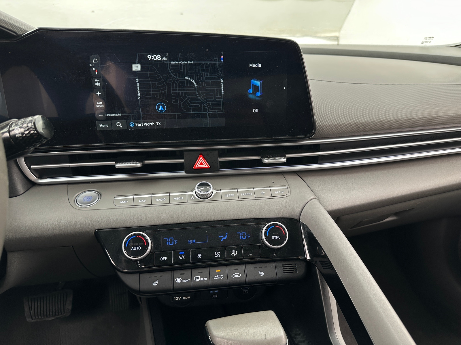 Thumbnail: 2025 Hyundai Elantra - 4