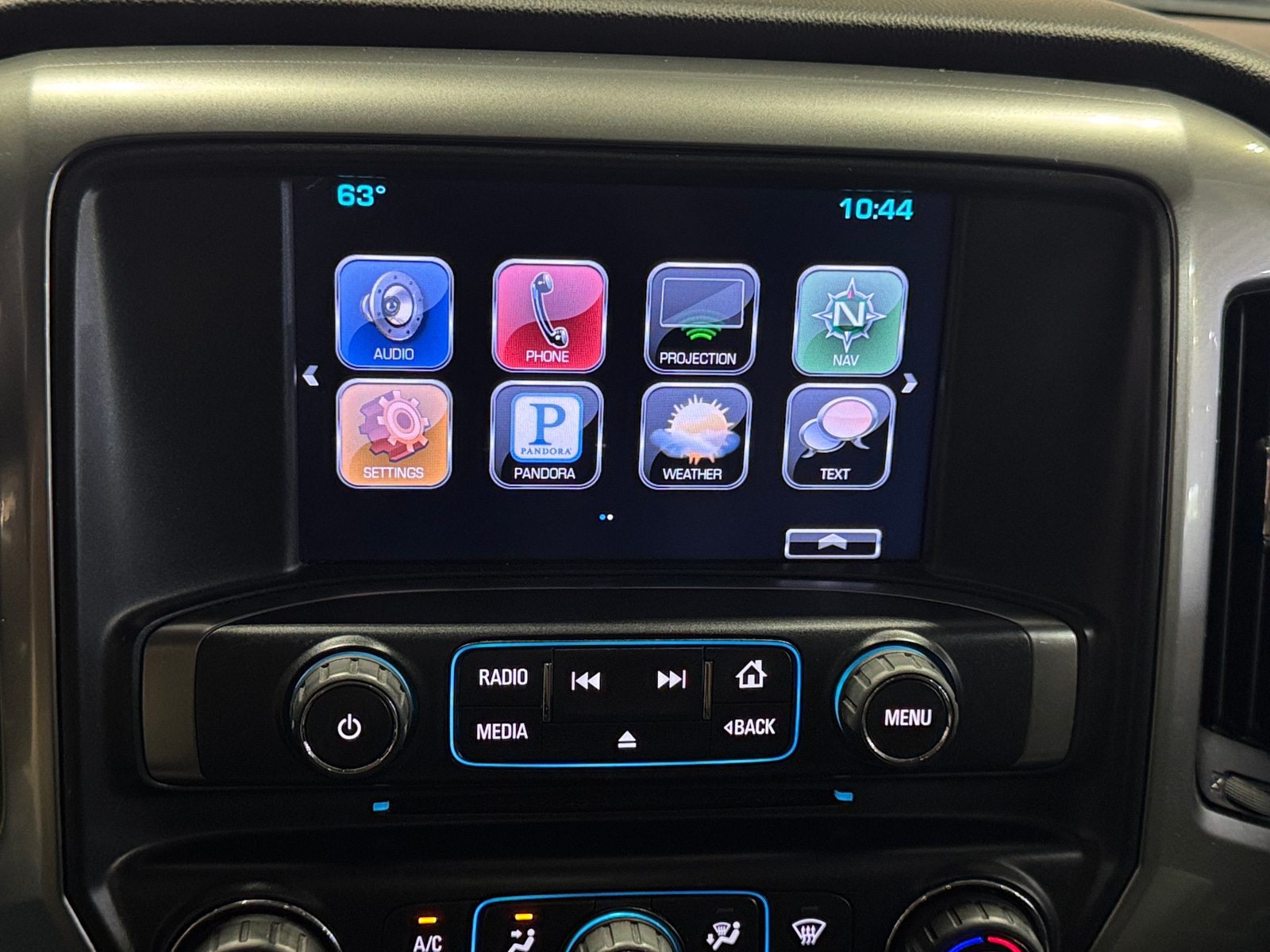 Thumbnail: 2016 Chevrolet Silverado 1500 - 4