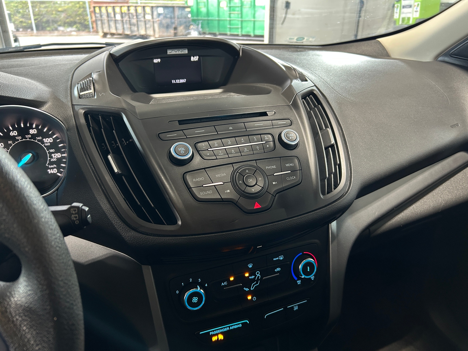 Thumbnail: 2017 Ford Escape - 4