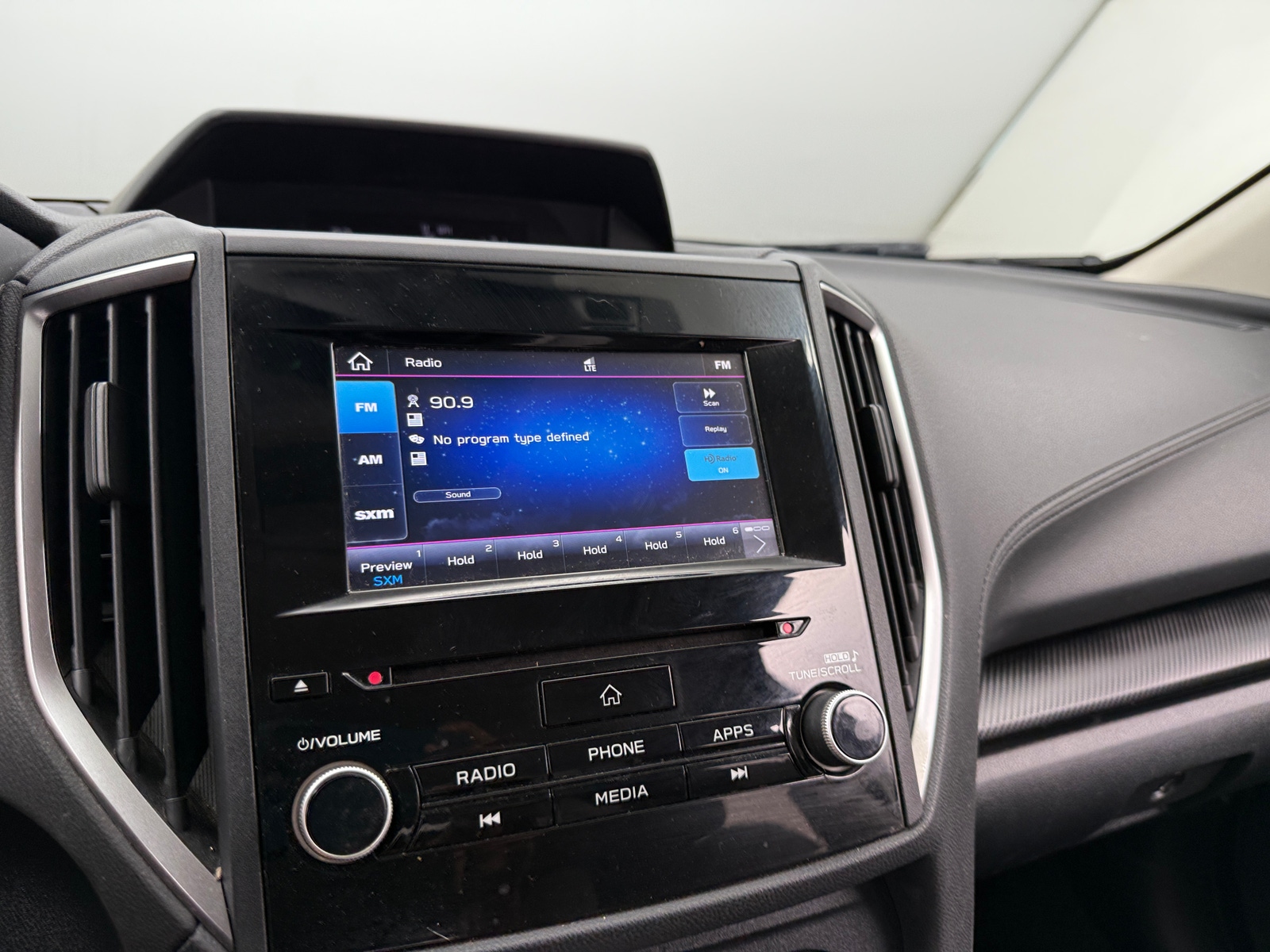 Thumbnail: 2019 Subaru Crosstrek - 4