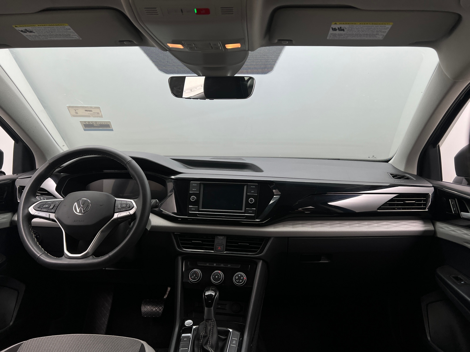 Thumbnail: 2024 Volkswagen Taos - 3