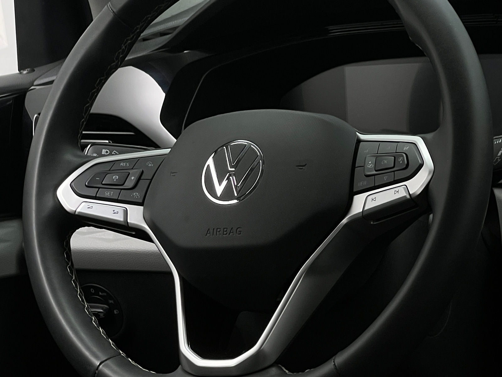 Thumbnail: 2024 Volkswagen Taos - 5
