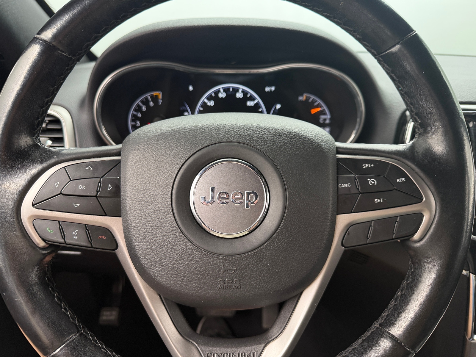 Thumbnail: 2020 Jeep Grand Cherokee - 4
